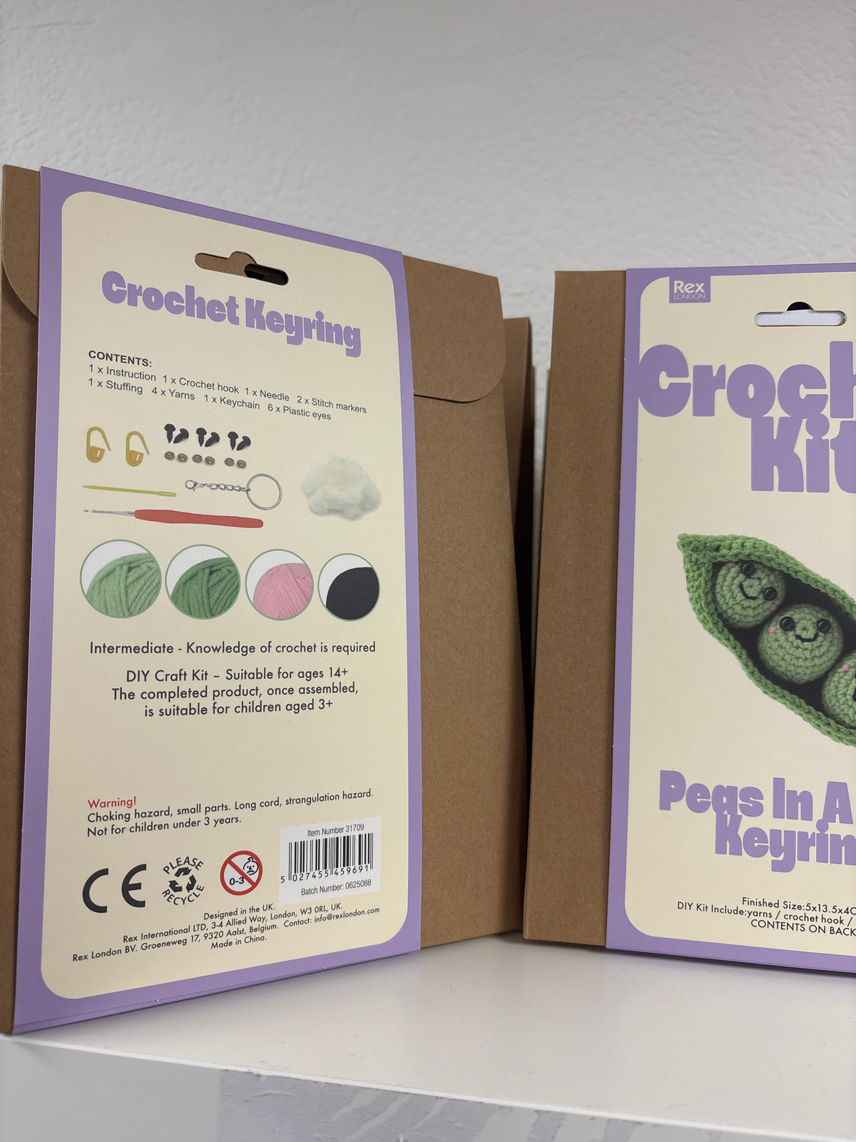 Peas in a pod keyring crochet kit