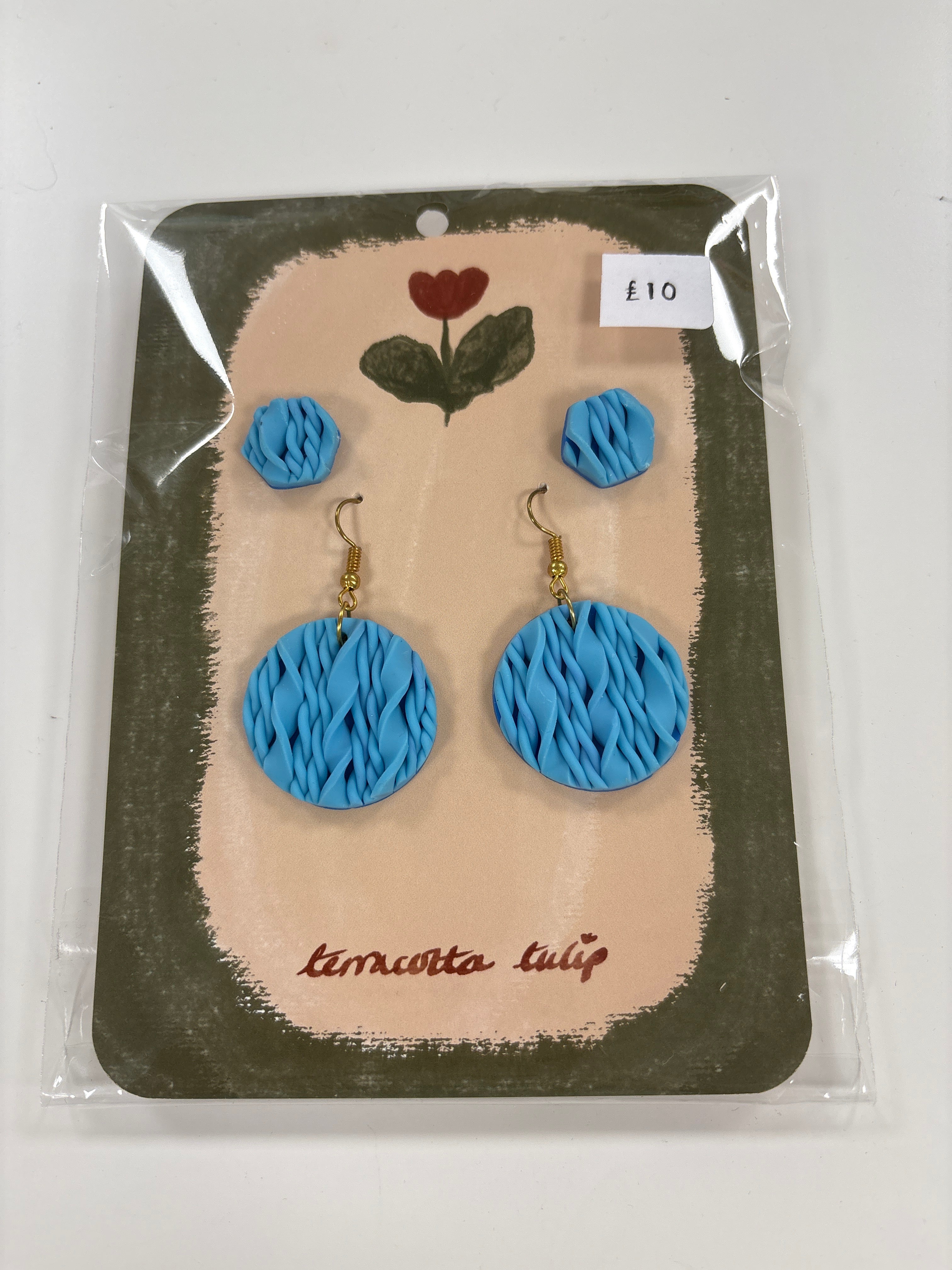 Light Blue Knitted Circle Set 7