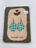 Turquoise White Checked Aztec Shape 12